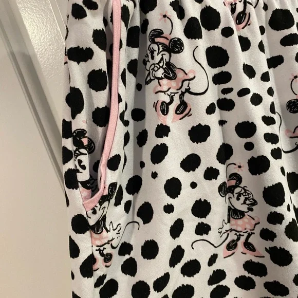 Disney Minnie Mouse Polka Dot Pajama Set - Black, White, Pink - Picture 6 of 11